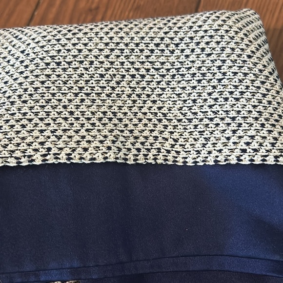 St. John knit skirt - Picture 8 of 8